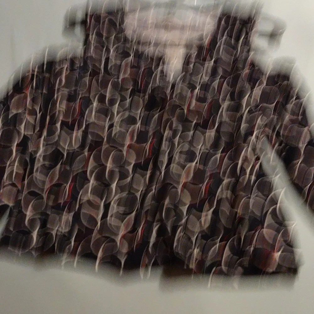 Top - Picture 3 of 3